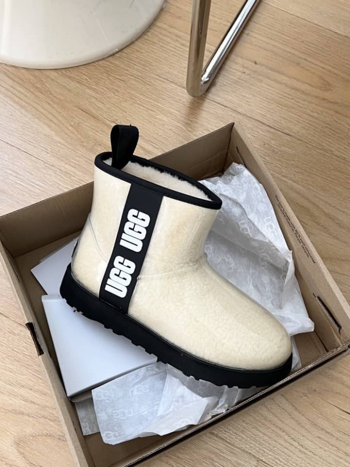 UGG Classic Clear Mini Boot Natural Black (Women's)