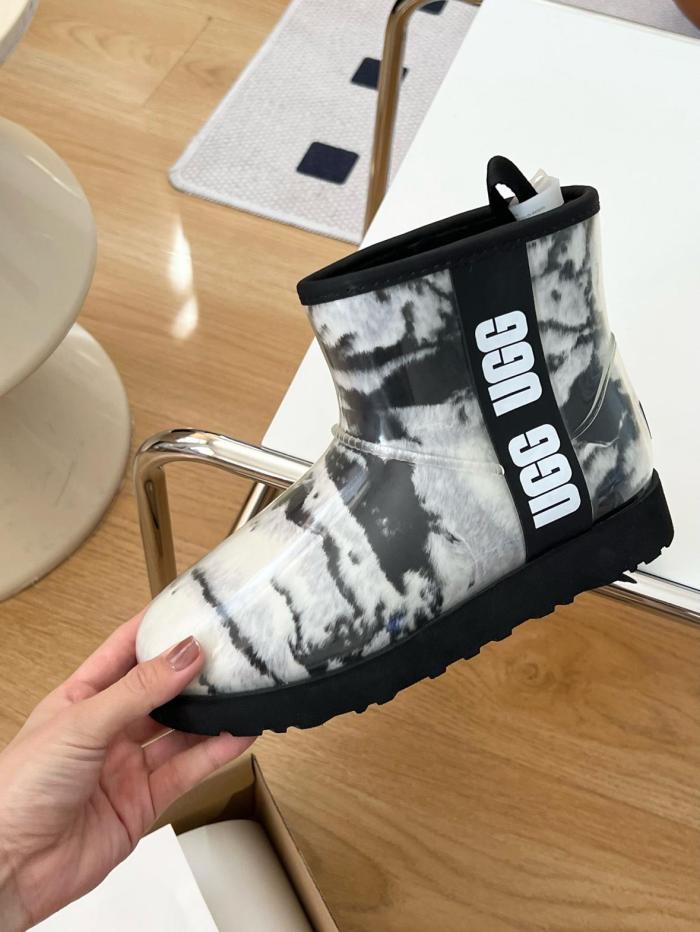 UGG Classic Clear Mini Boot Marble White Black (Women's)