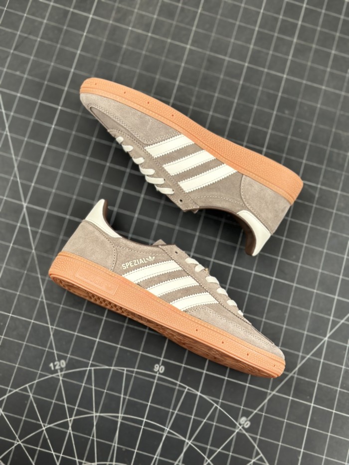 adidas Handball Spezial Earth Strata Gum