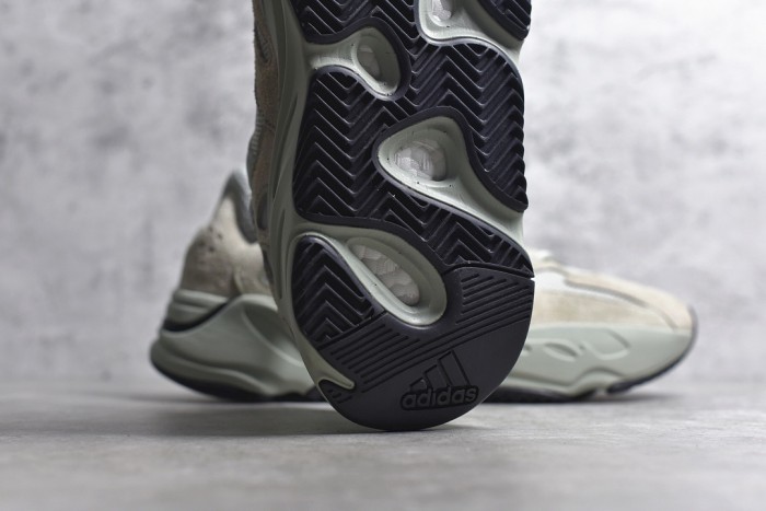 Adidas Yeezy Boost 700 Salt