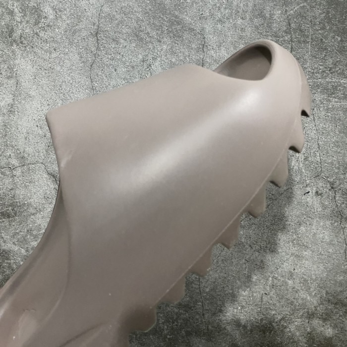 adidas Yeezy Slide Soot