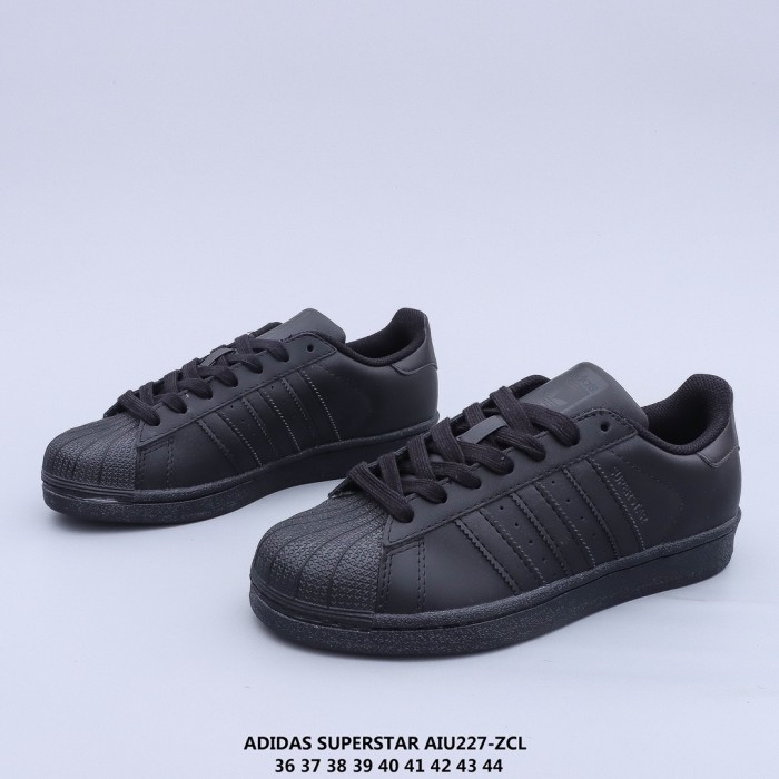adidas Superstar All Black