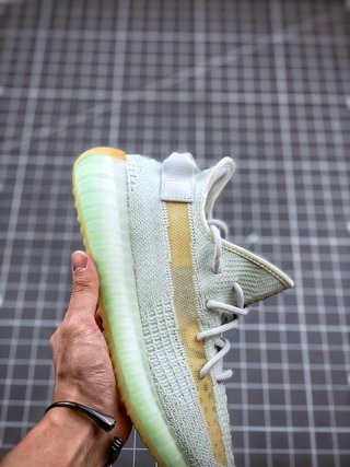 adidas Yeezy Boost 350 V2 Hyperspace