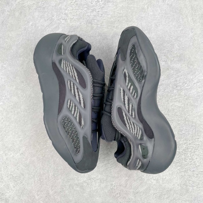 Adidas Yeezy 700 V3 Alvah