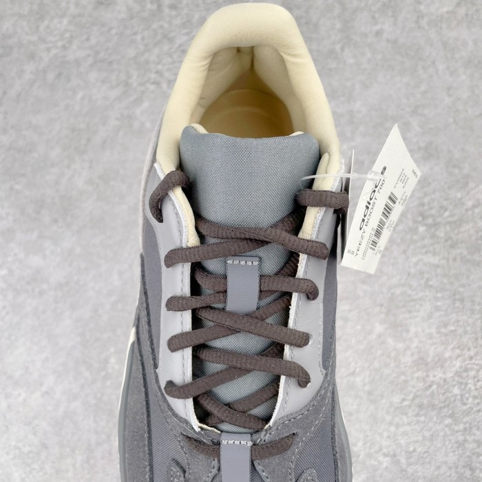 Adidas Yeezy Boost 700 Magnet