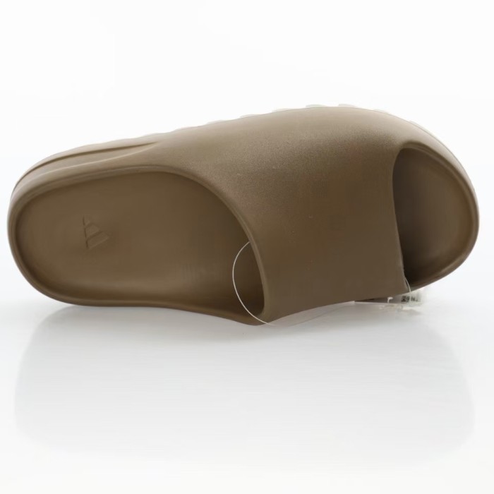 adidas Yeezy Slide Core