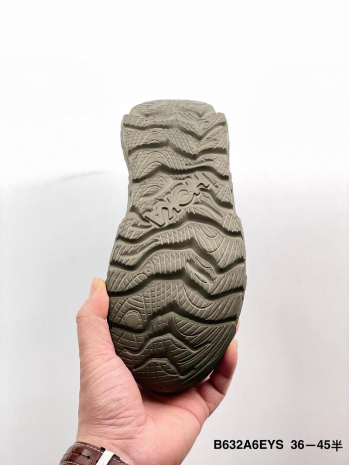 Hoka Restore TC Dark Olive