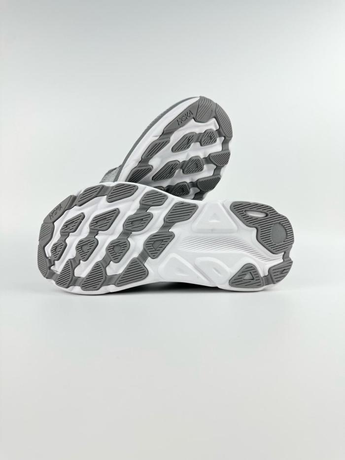 Hoka One One Clifton 9 Harbor Mist