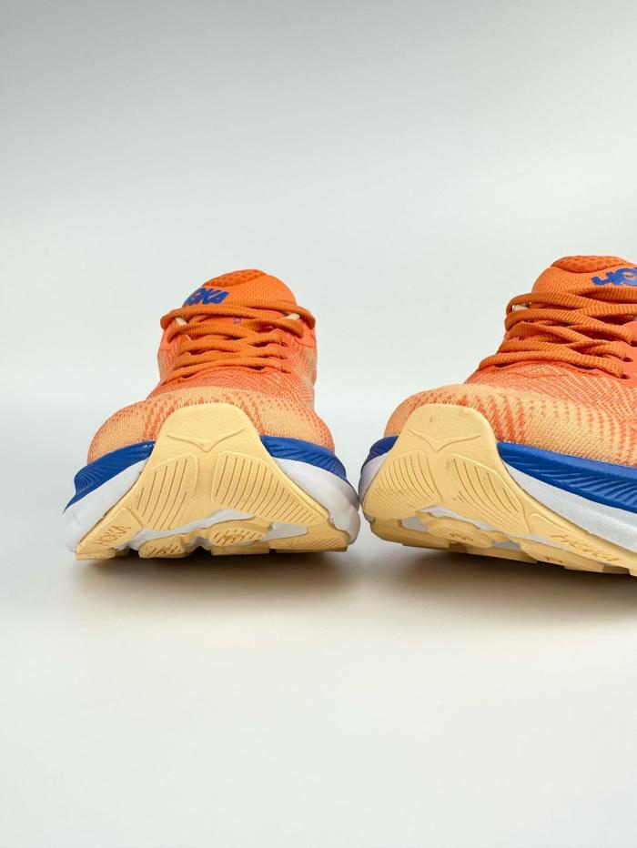 Hoka One One Clifton 9 Vibrant Orange