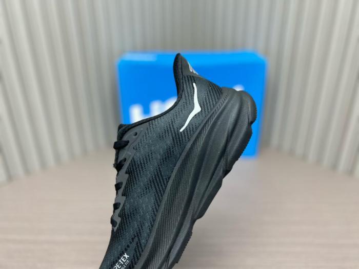 Hoka One One Clifton 9 GTX Black Black