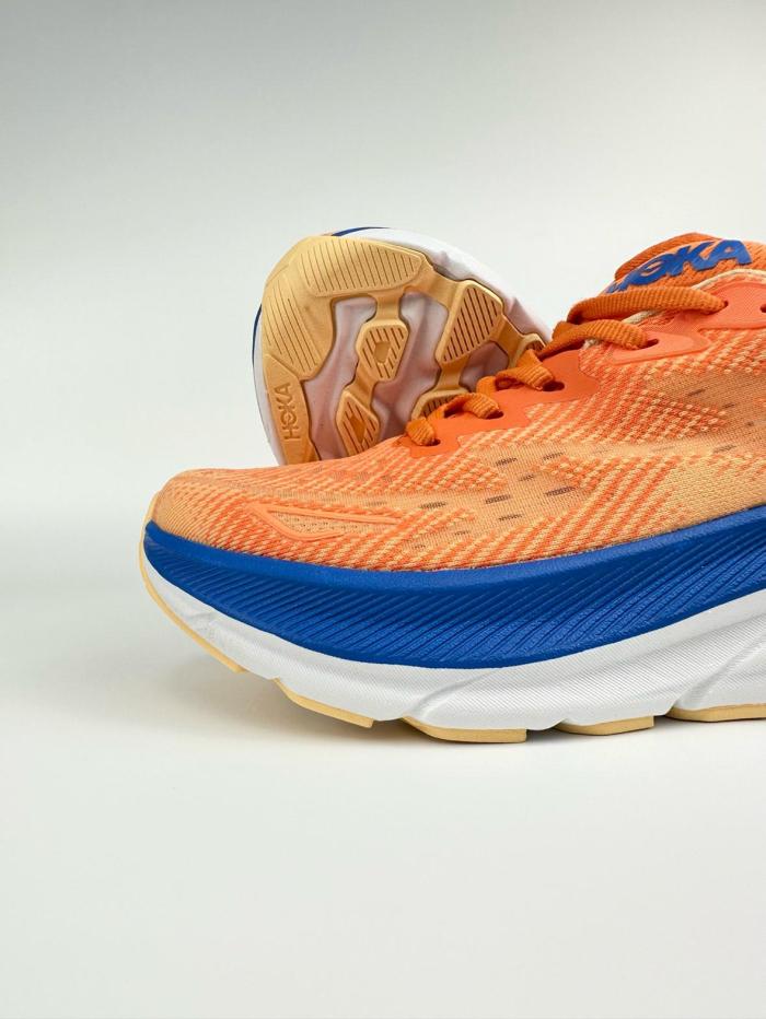 Hoka One One Clifton 9 Vibrant Orange
