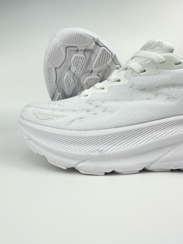 Hoka One One Clifton 9 White