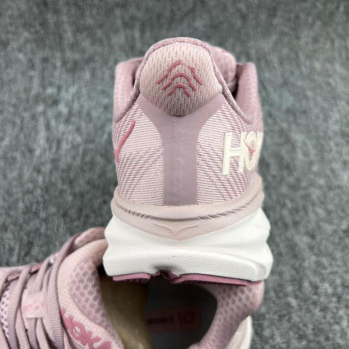 Hoka One One Clifton 9 Peach Whip (Women's)