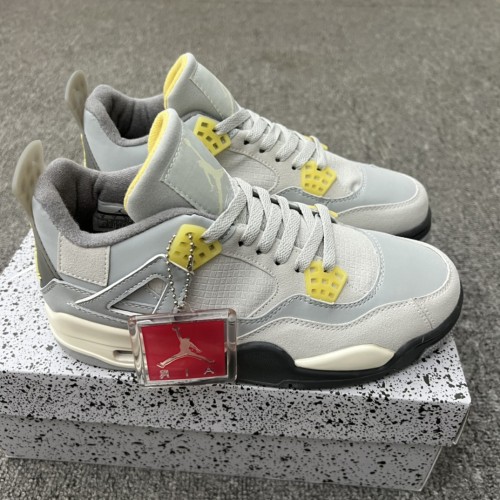 Jordan 4 Retro SE Craft Photon Dust