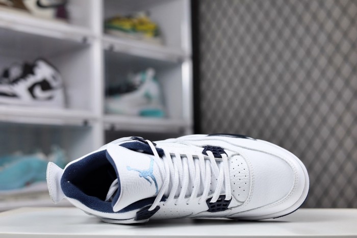 Jordan 4 Retro Columbia (2015)