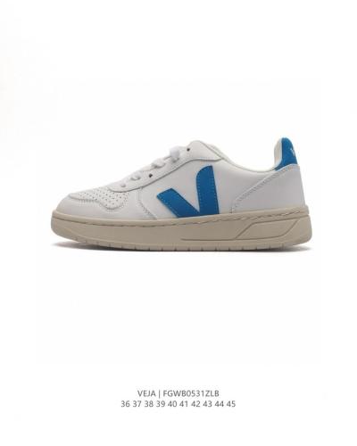 Veja V-12 Leather White Paros