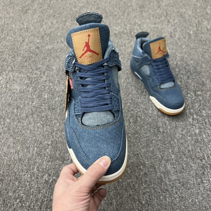 Jordan 4 Retro Levi's Denim (Tag with Levi's Logo)