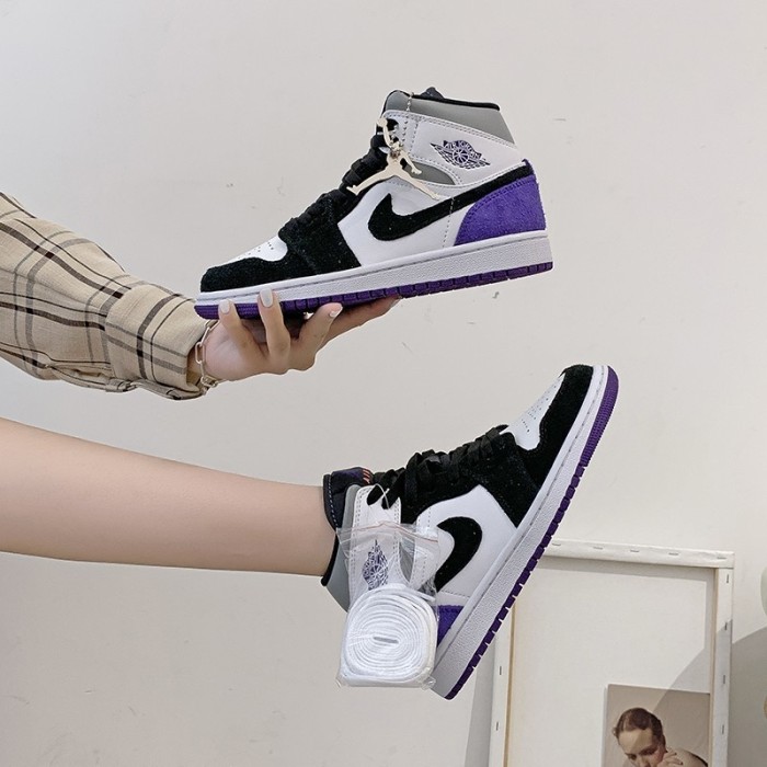 Jordan 1 Mid SE Purple