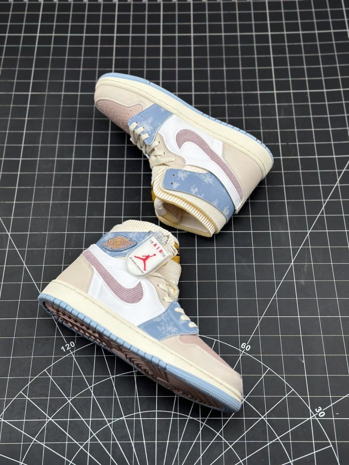 Jordan 1 High Zoom Air CMFT Pink Oxford (W)