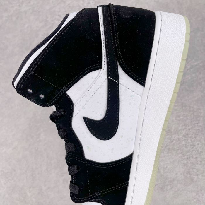 Jordan 1 Mid White Black Teal Tint