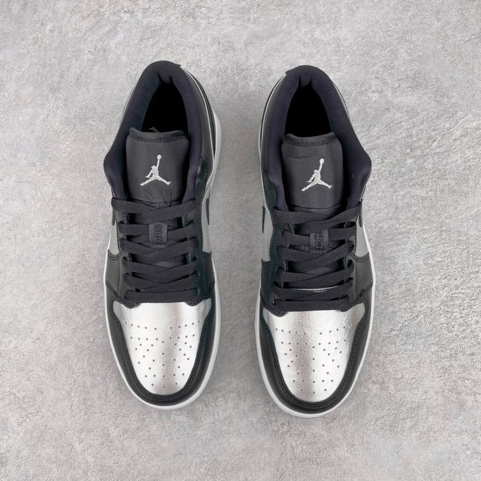 Jordan 1 Low SE Black Metallic Silver