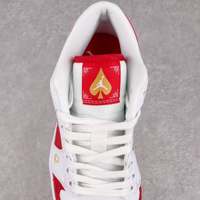 Jordan 1 Low Spades