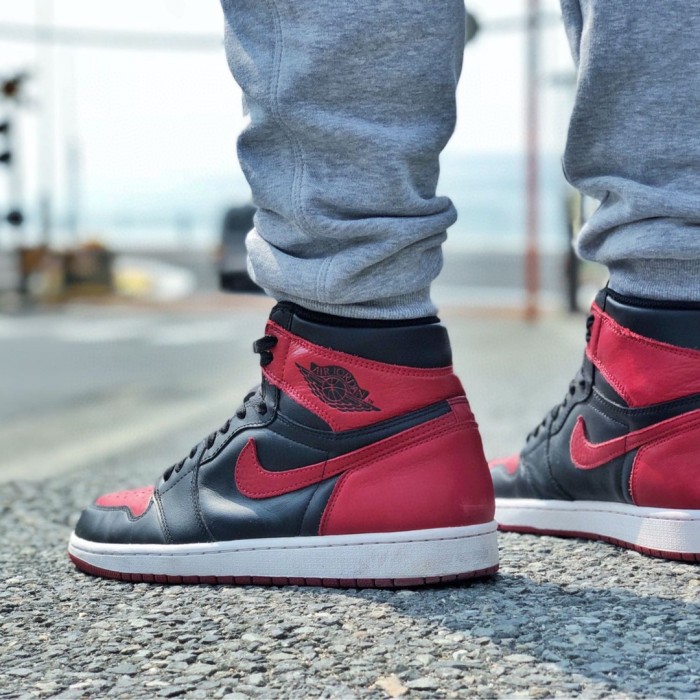 Jordan 1 Mid Banned (2020)