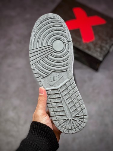 Jordan 1 Retro High OG Rebellionaire