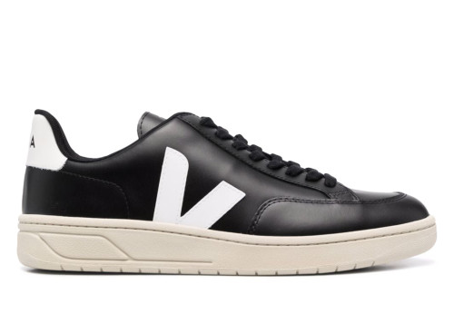 Veja V-12 Leather Black White
