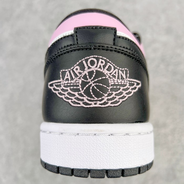 Jordan 1 Low Light Arctic Pink (GS)
