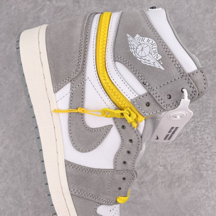 Jordan 1 High Switch Light Somke