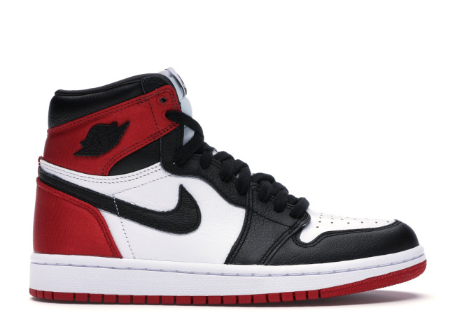Jordan 1 Retro High Satin Black Toe