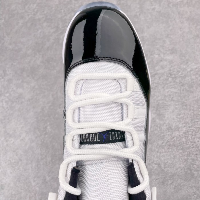 Jordan 11 Retro Low Concord