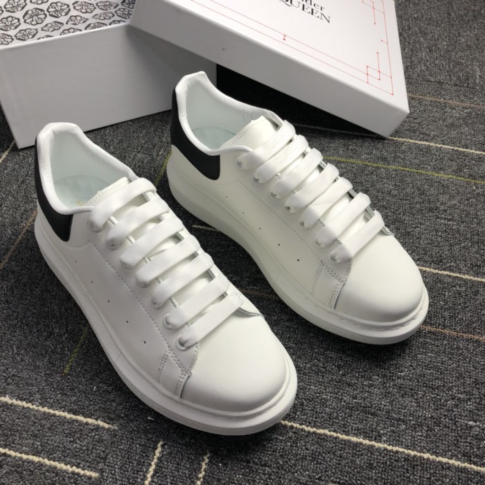 Alexander McQueen Oversized Ivory Black