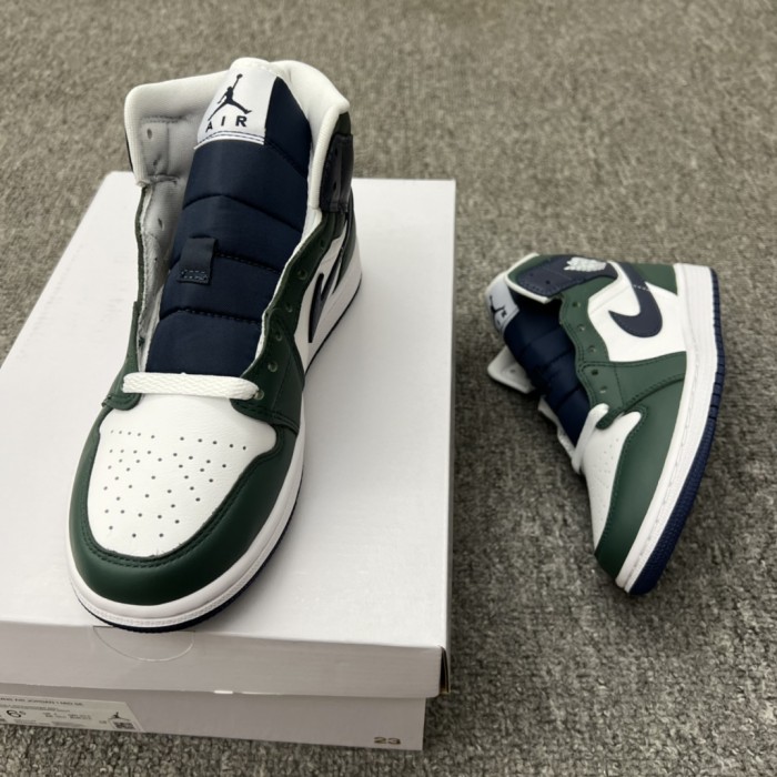 Jordan 1 Mid SE Seahawks (W)