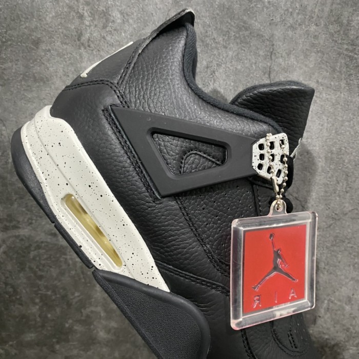 Jordan 4 Retro Oreo (2015)