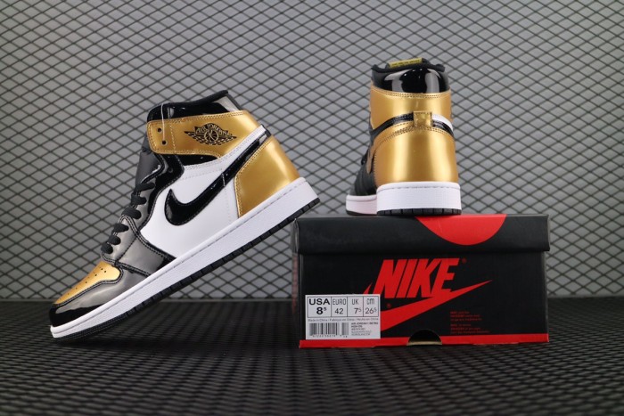 Jordan 1 Retro High NRG Patent Gold Toe