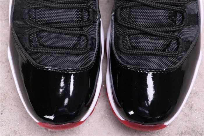 Jordan 11 Retro Low Bred