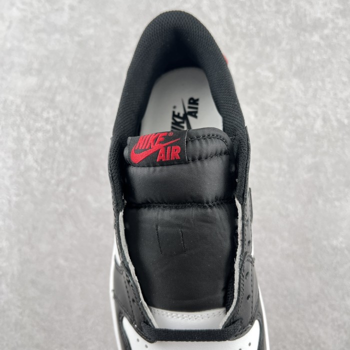 Jordan 1 Retro Low OG Black Toe (2023)