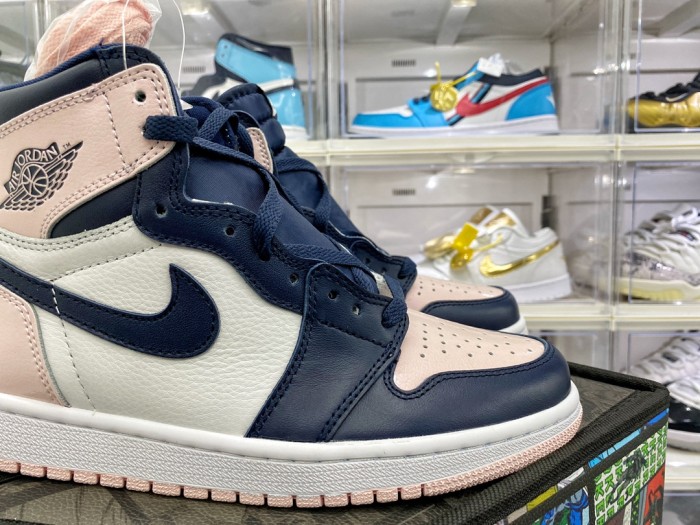 Jordan 1 Retro High OG Atmosphere (W)