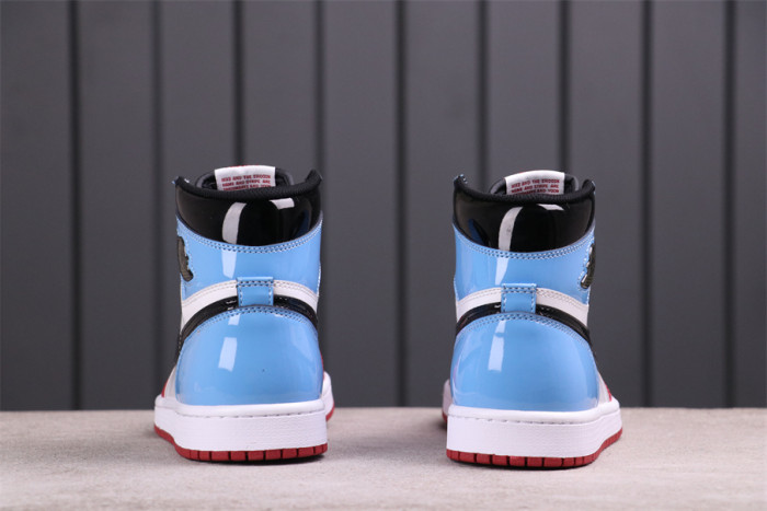 Jordan 1 Retro High Fearless UNC Chicigo