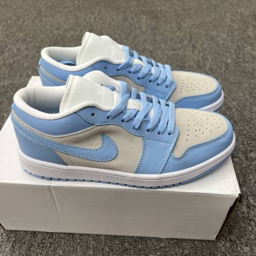 Jordan 1 Low University Blue Grey (W)