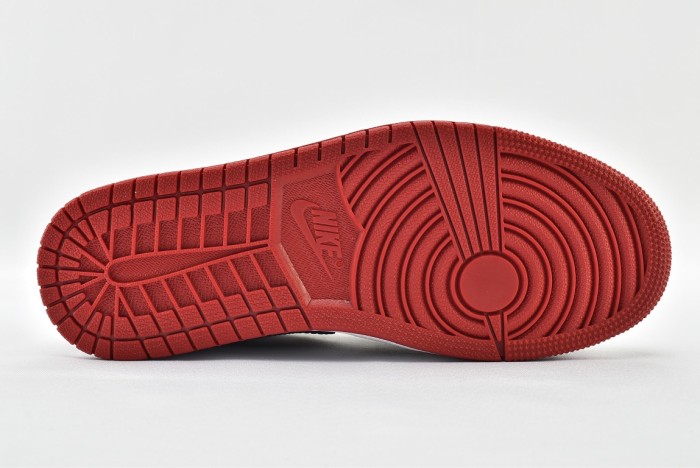 Jordan 1 Low Bred Toe