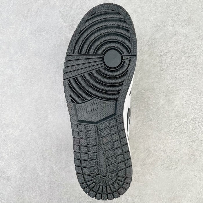 Jordan 1 Retro High Silver Toe (W)