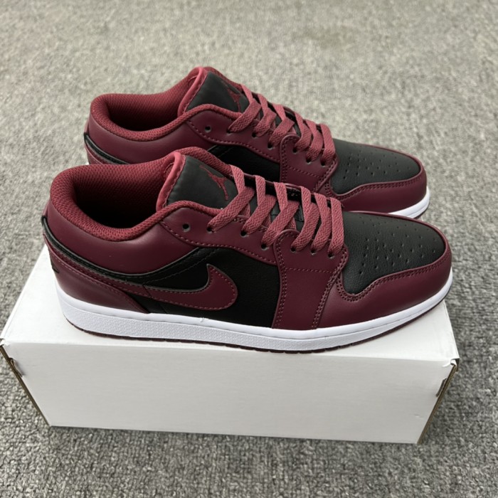 Jordan 1 Low Black Dark Beetroot (W)