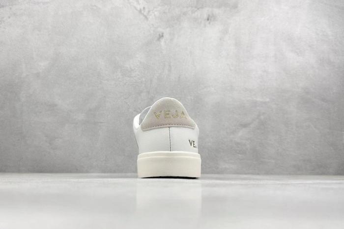 Veja Recife Chromefree Leather White Natural