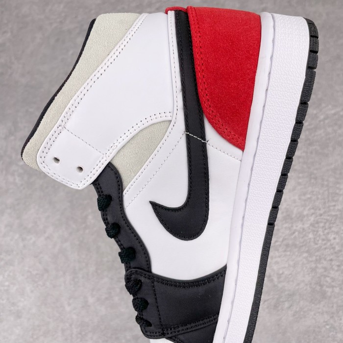 Jordan 1 Mid SE Union Black Toe