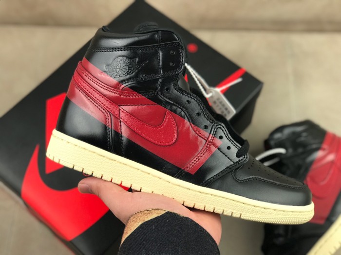 Jordan 1 Retro High OG Defiant Couture