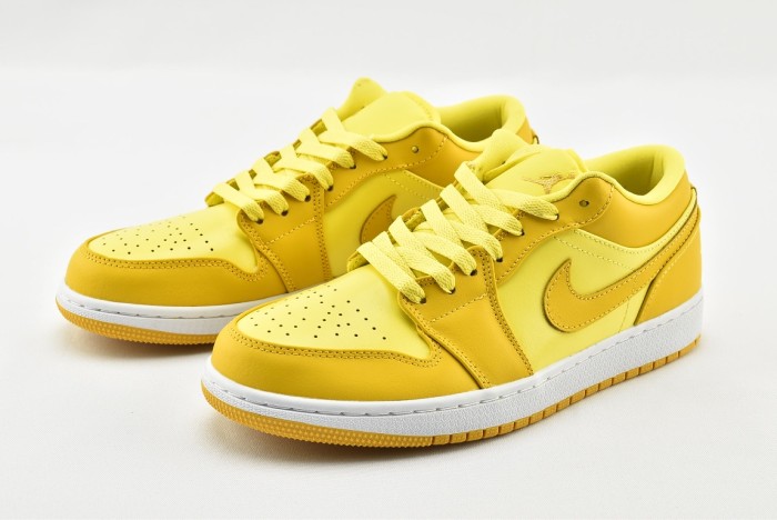 Jordan 1 Low Yellow Strike (W)
