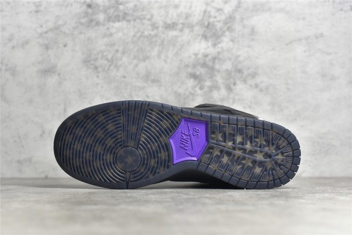 Nike SB Dunk Low Familia First Avenue